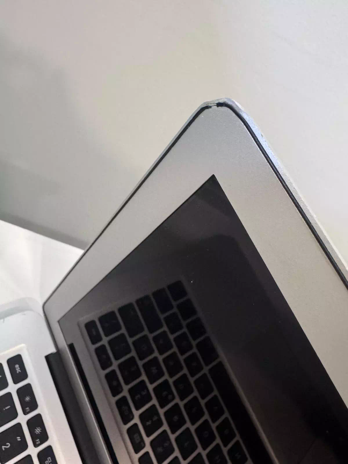 Apple Macbook Air A1466 8GB