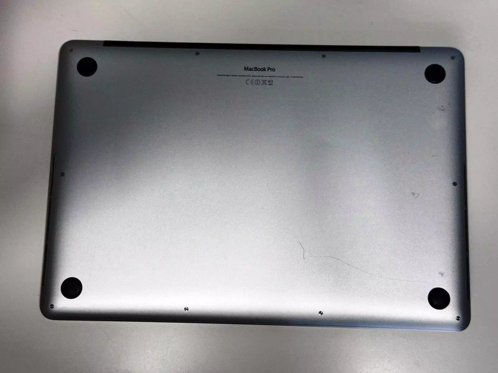 Apple Macbook Pro Retina A1398 fine 2013
